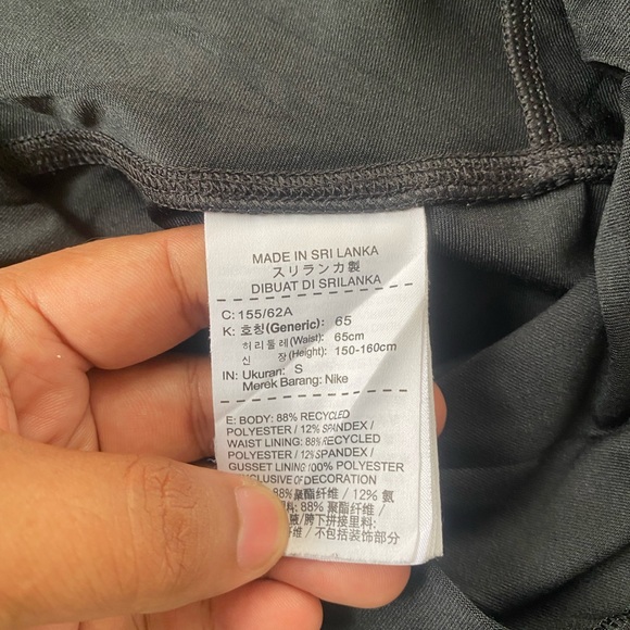 Nike leggings - Picture 7 of 10